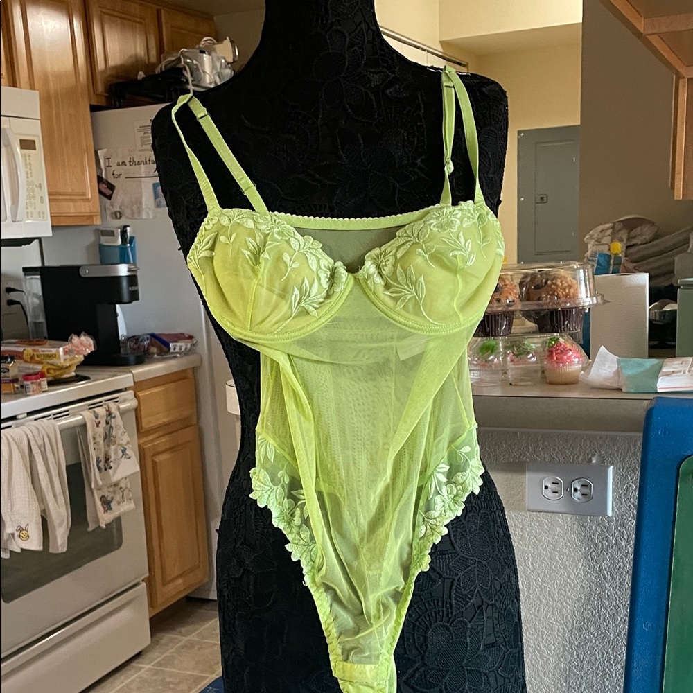 Vibrant Lime Green Lace Chemise
